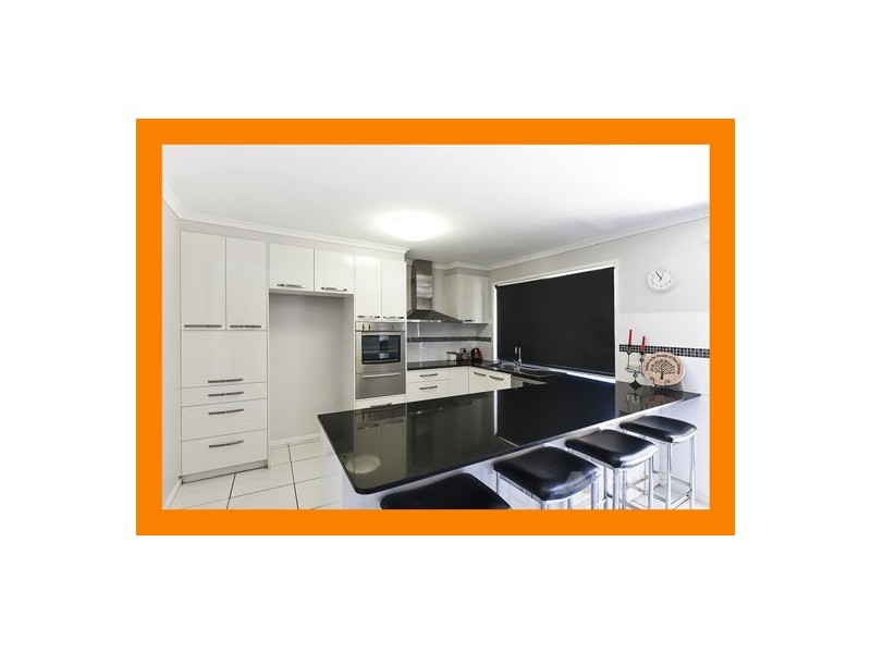 32 PARKLANDS DRIVE, Boronia Heights QLD 4124