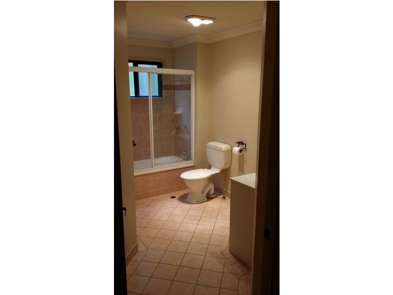 Sinnamon Park QLD 4073