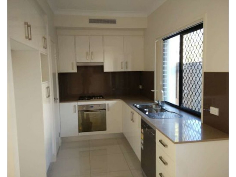 9/407 Warrigal road, Eight Mile Plains QLD 4113