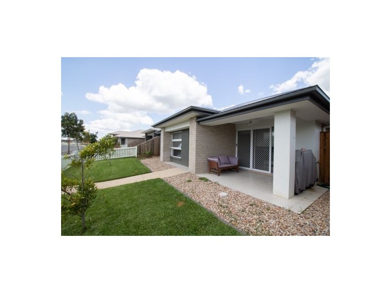 38 Vineyard Drive, Greenbank QLD 4124