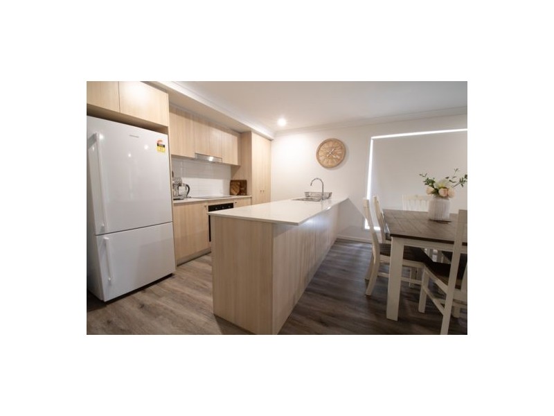 38 Vineyard Drive, Greenbank QLD 4124