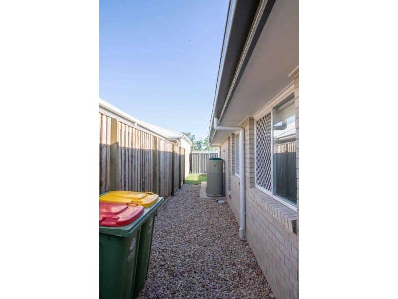 38 Vineyard Drive, Greenbank QLD 4124