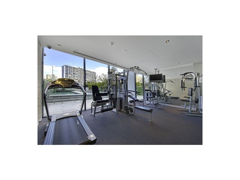 1 Casino Dr, Broadbeach QLD 4218