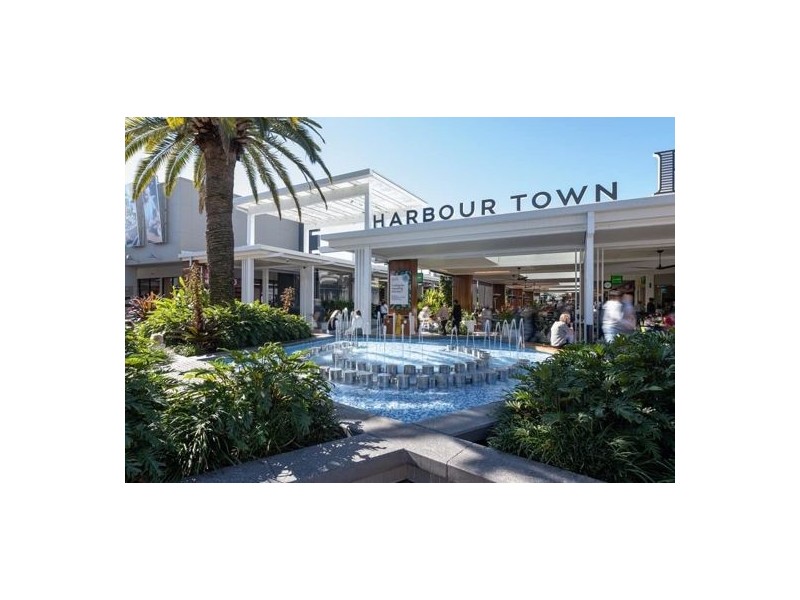 00 Address Available on Request, Broadbeach QLD 4218