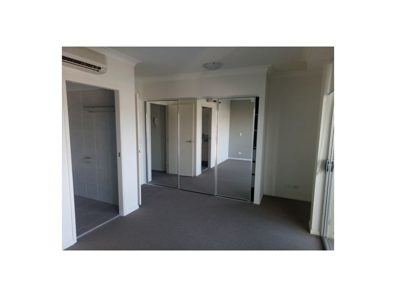 1405 12 Executive Dr, Burleigh Waters QLD 4220