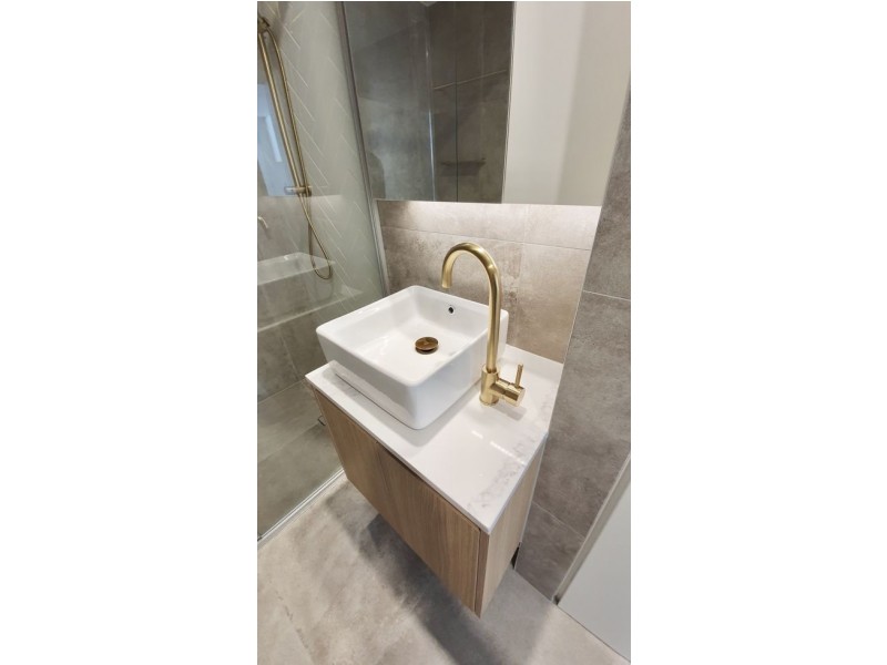 77 Address Upon Request, West End QLD 4101