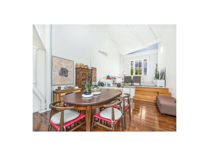 323/64 Macquarie St, Teneriffe QLD 4005