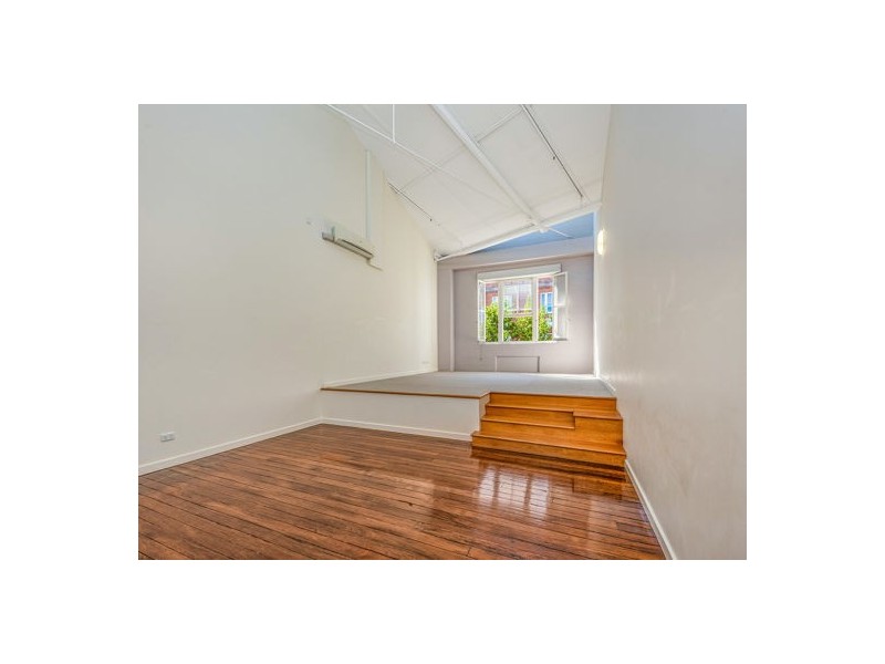 323/64 Macquarie St, Teneriffe QLD 4005