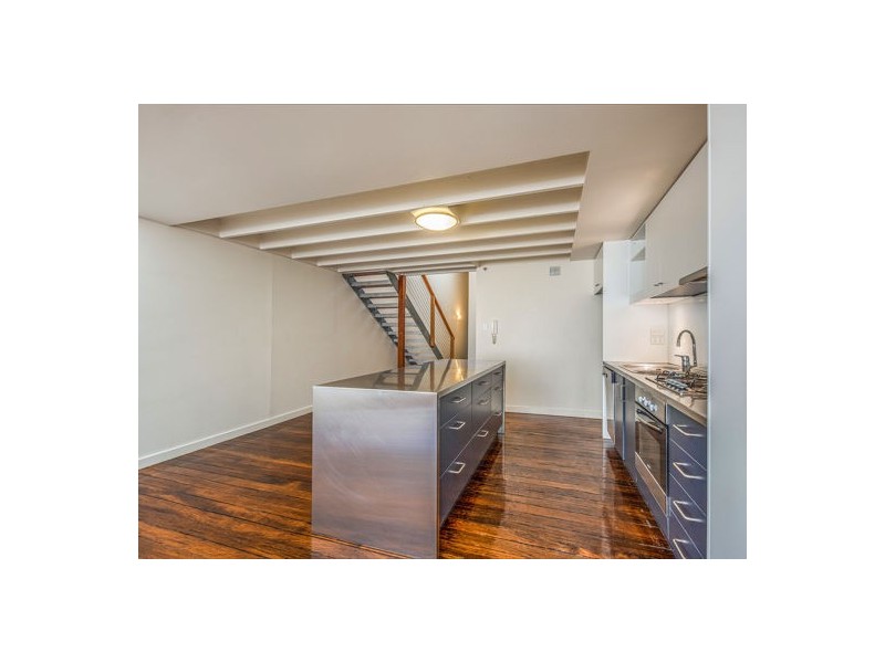 323/64 Macquarie St, Teneriffe QLD 4005