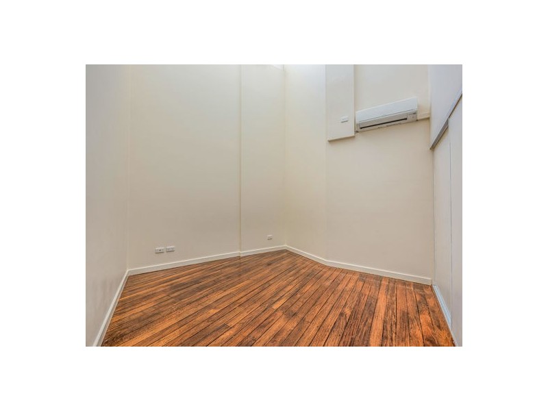 323/64 Macquarie St, Teneriffe QLD 4005