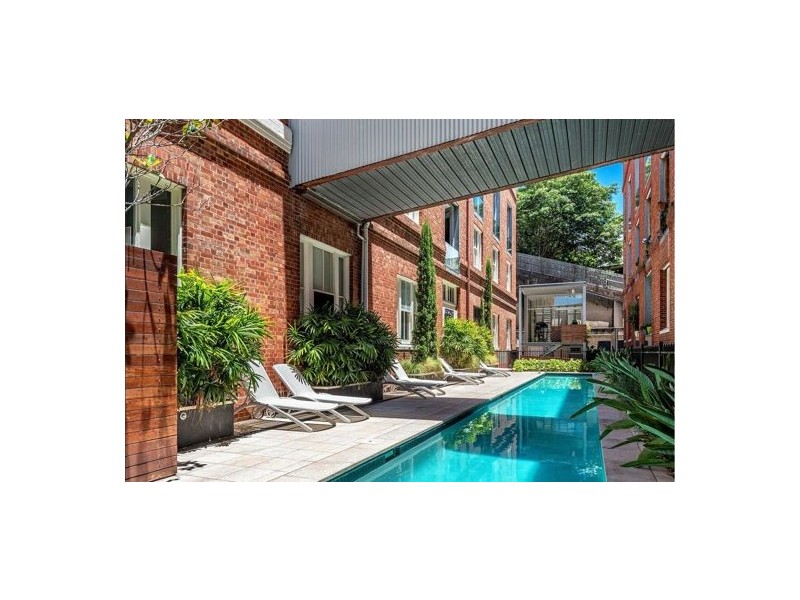 323/64 Macquarie St, Teneriffe QLD 4005