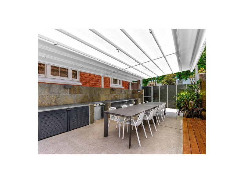 323/64 Macquarie St, Teneriffe QLD 4005