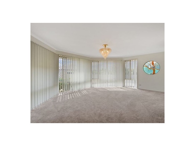 155 Glenfield Street, Parkinson QLD 4115