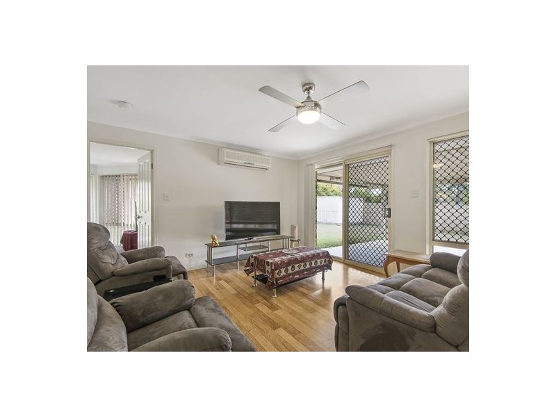 155 Glenfield Street, Parkinson QLD 4115