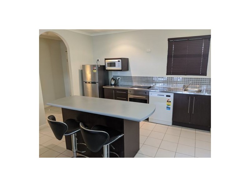 27/81-85 Cedar Road, Palm Cove QLD 4879