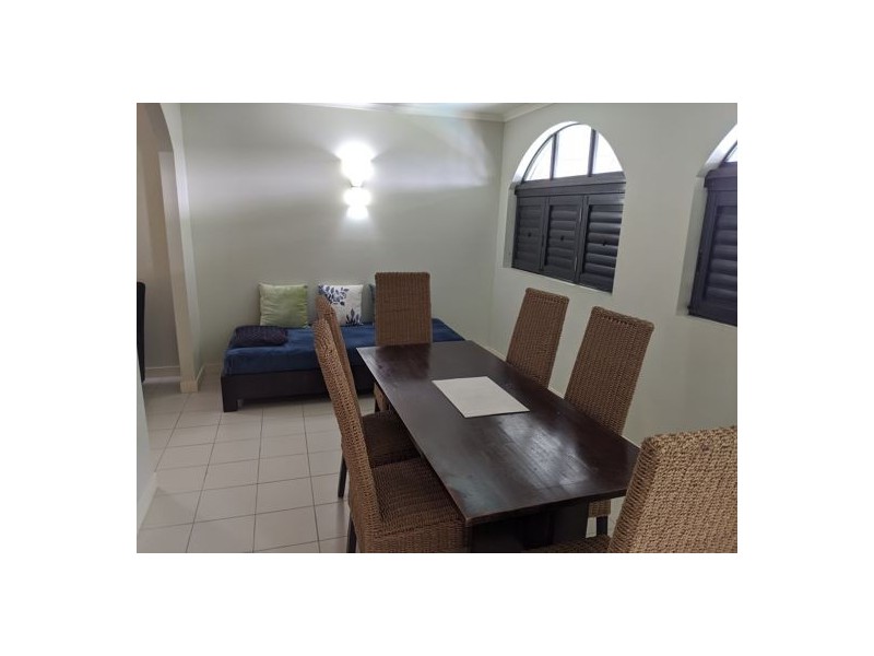 27/81-85 Cedar Road, Palm Cove QLD 4879