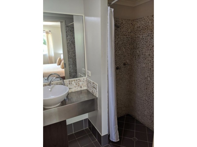 27/81-85 Cedar Road, Palm Cove QLD 4879