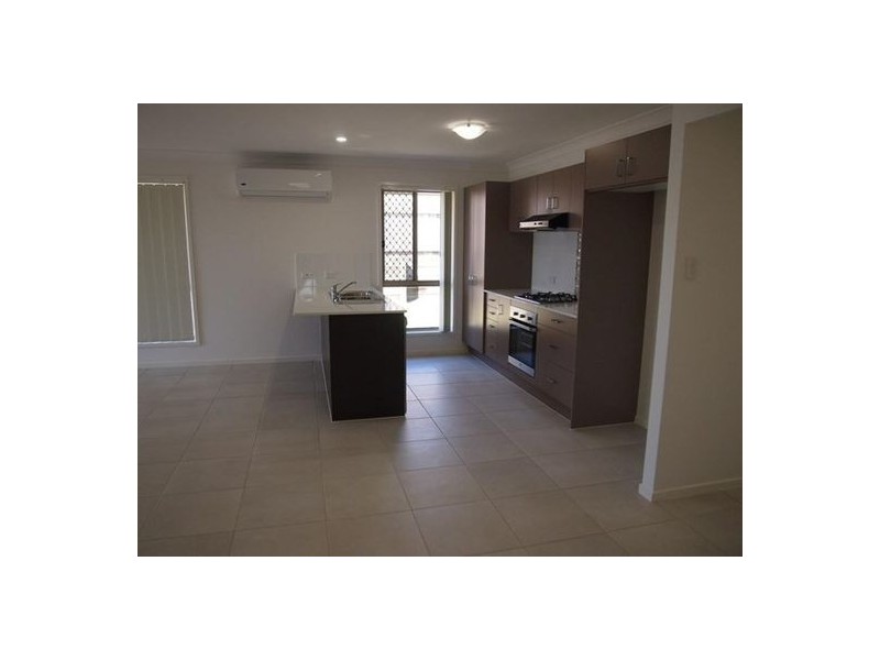 27 Milly Circuit, Ormeau QLD 4208