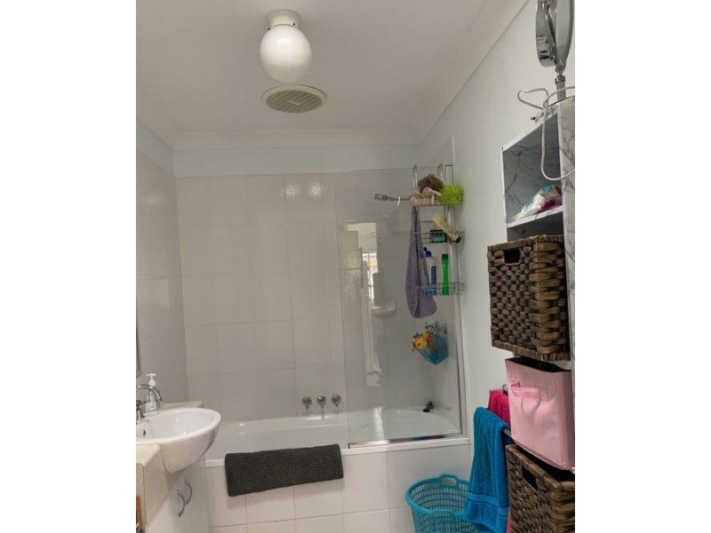 35 Kenneth Street, Morayfield QLD 4506