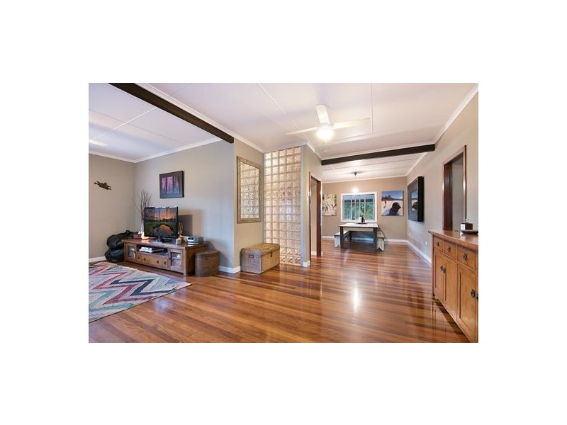 16 CLIFFORD STREET, Woody Point QLD 4019