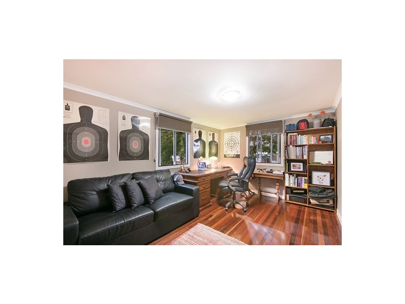 16 CLIFFORD STREET, Woody Point QLD 4019