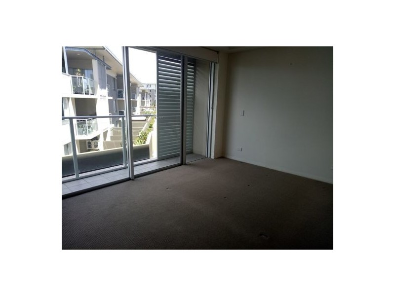 4305 12-14 Executive Drive, Burleigh Waters QLD 4220