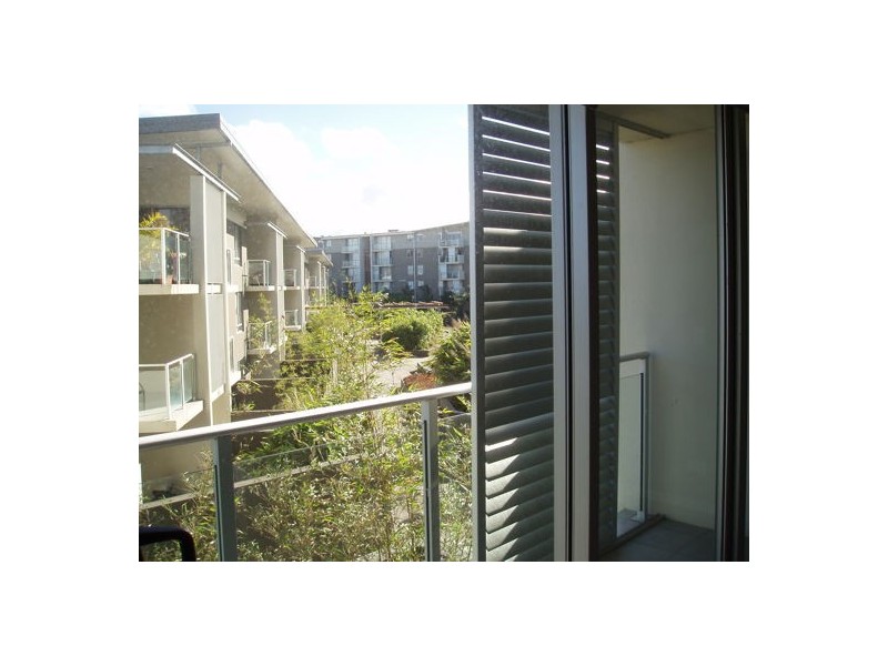 4305 12-14 Executive Drive, Burleigh Waters QLD 4220