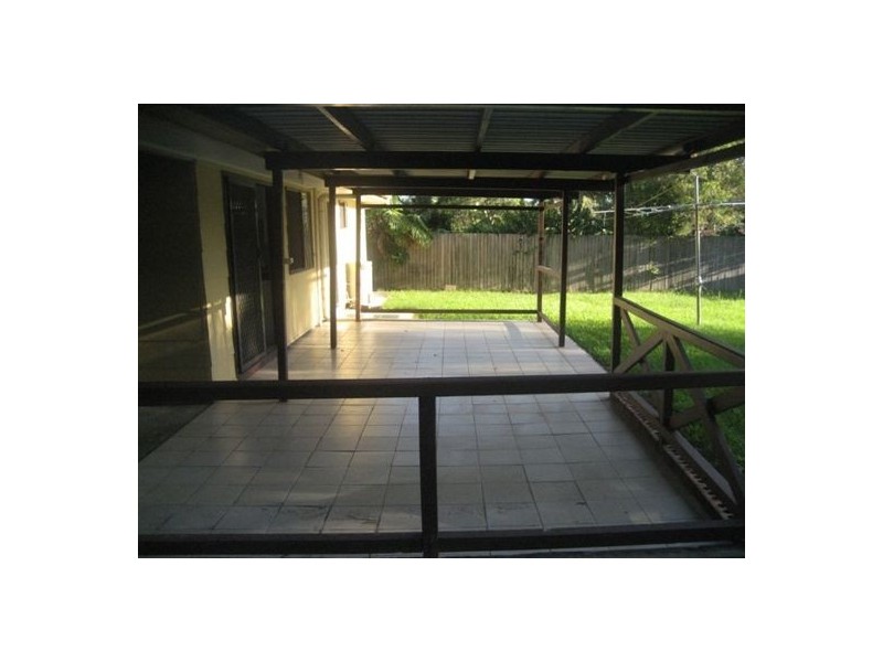 6 Trailwood Court, Eagleby QLD 4207