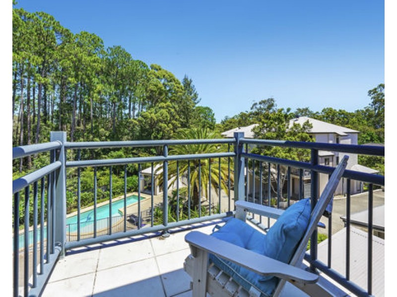 4/18 Geraldton Drive, Varsity Lakes QLD 4227