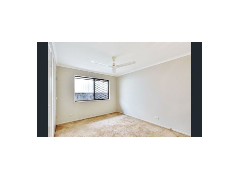 27 BROCHET STREET, Mansfield QLD 4122