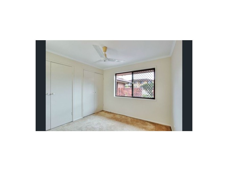 27 BROCHET STREET, Mansfield QLD 4122