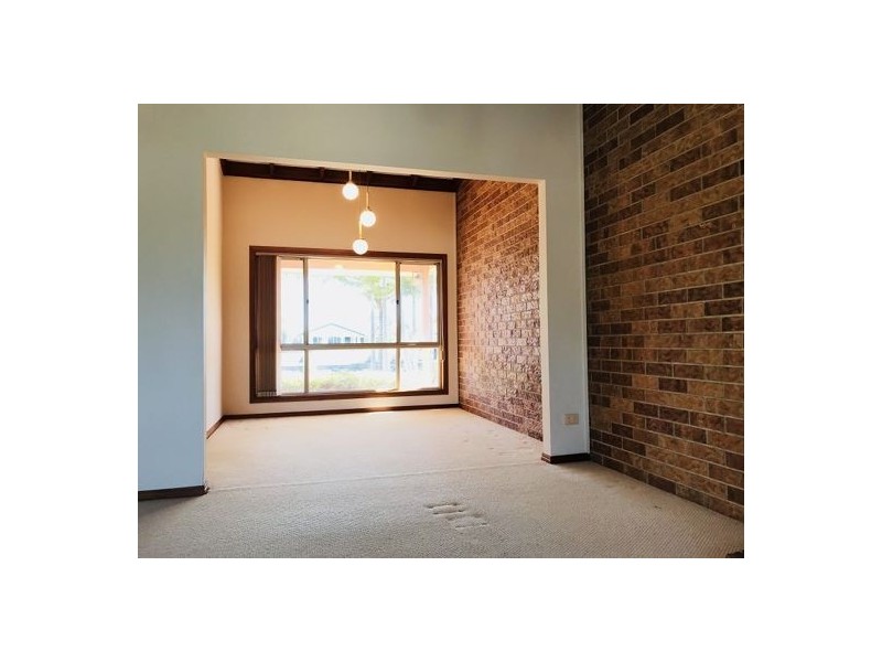 18 Keel Street, Birkdale QLD 4159