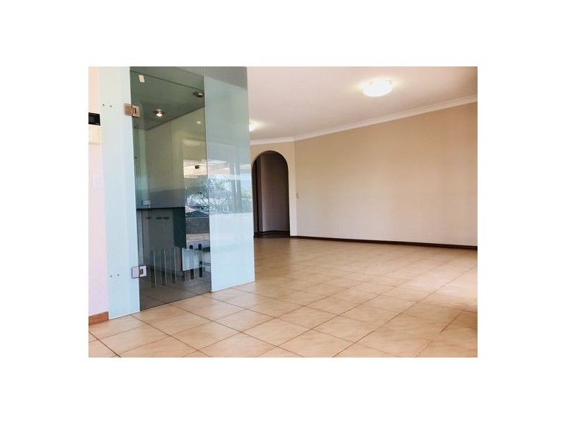 18 Keel Street, Birkdale QLD 4159