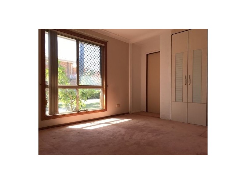 18 Keel Street, Birkdale QLD 4159