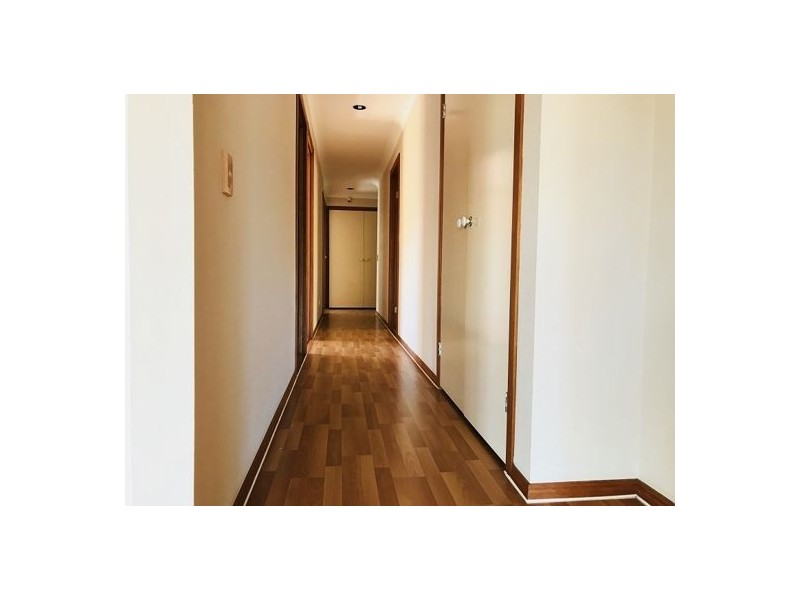 18 Keel Street, Birkdale QLD 4159