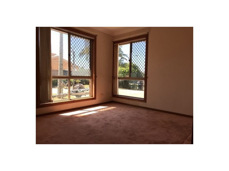 18 Keel Street, Birkdale QLD 4159