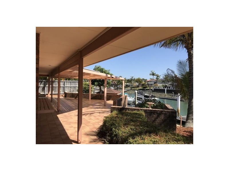 18 Keel Street, Birkdale QLD 4159