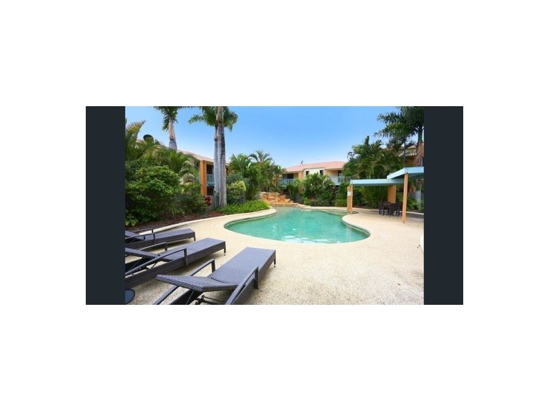 1 Warbler Parade, Varsity Lakes QLD 4227