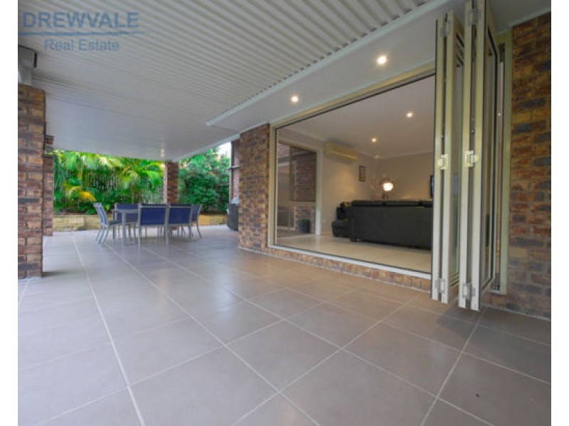 25 GULUBIA PLACE, Calamvale QLD 4116