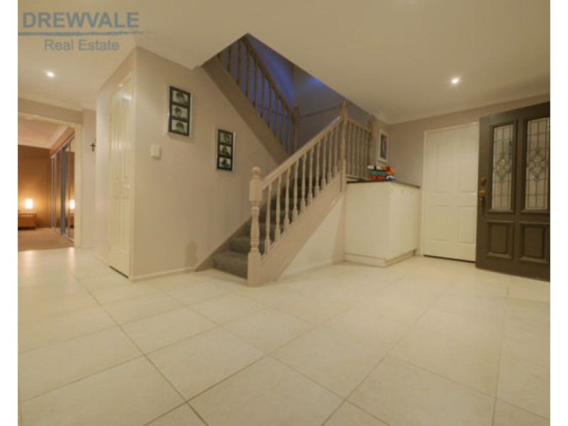 25 GULUBIA PLACE, Calamvale QLD 4116