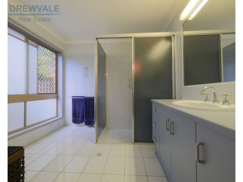 25 GULUBIA PLACE, Calamvale QLD 4116