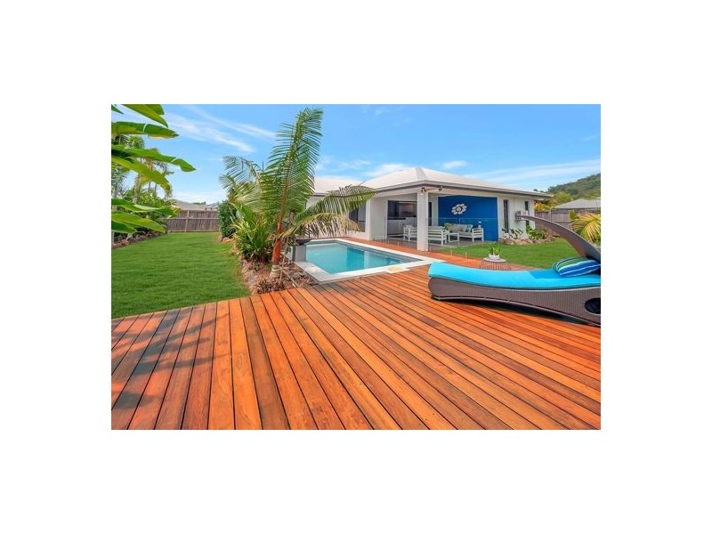 11 Jabiru Court, Smithfield QLD 4878
