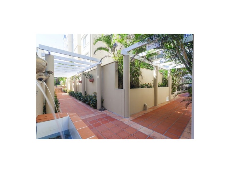 126 old burleigh road, Broadbeach QLD 4218