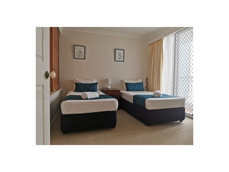 126 old burleigh road, Broadbeach QLD 4218