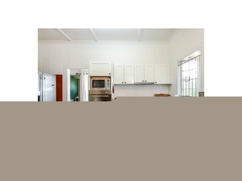 19 Store Street, Albion QLD 4010