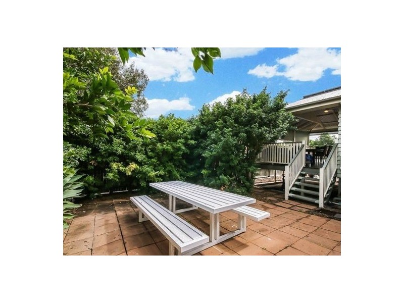 19 Store Street, Albion QLD 4010