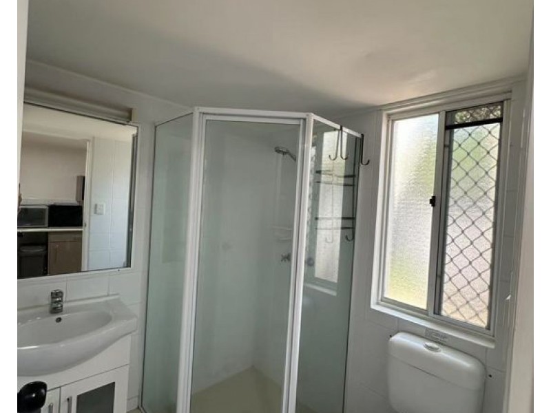 12 Coolgardie St, Elanora QLD 4221