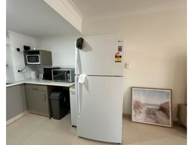 12 Coolgardie St, Elanora QLD 4221