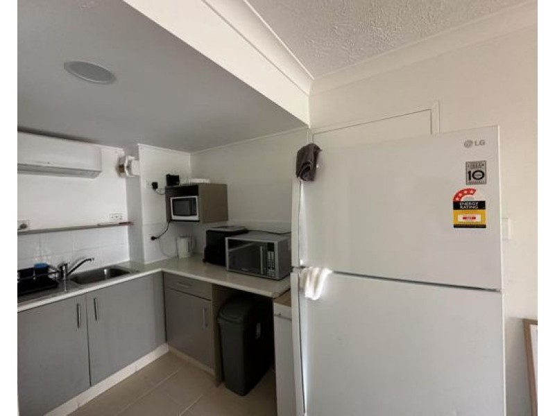 12 Coolgardie St, Elanora QLD 4221