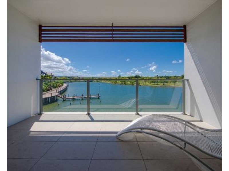 74/3028 The Boulevard, Carrara QLD 4211